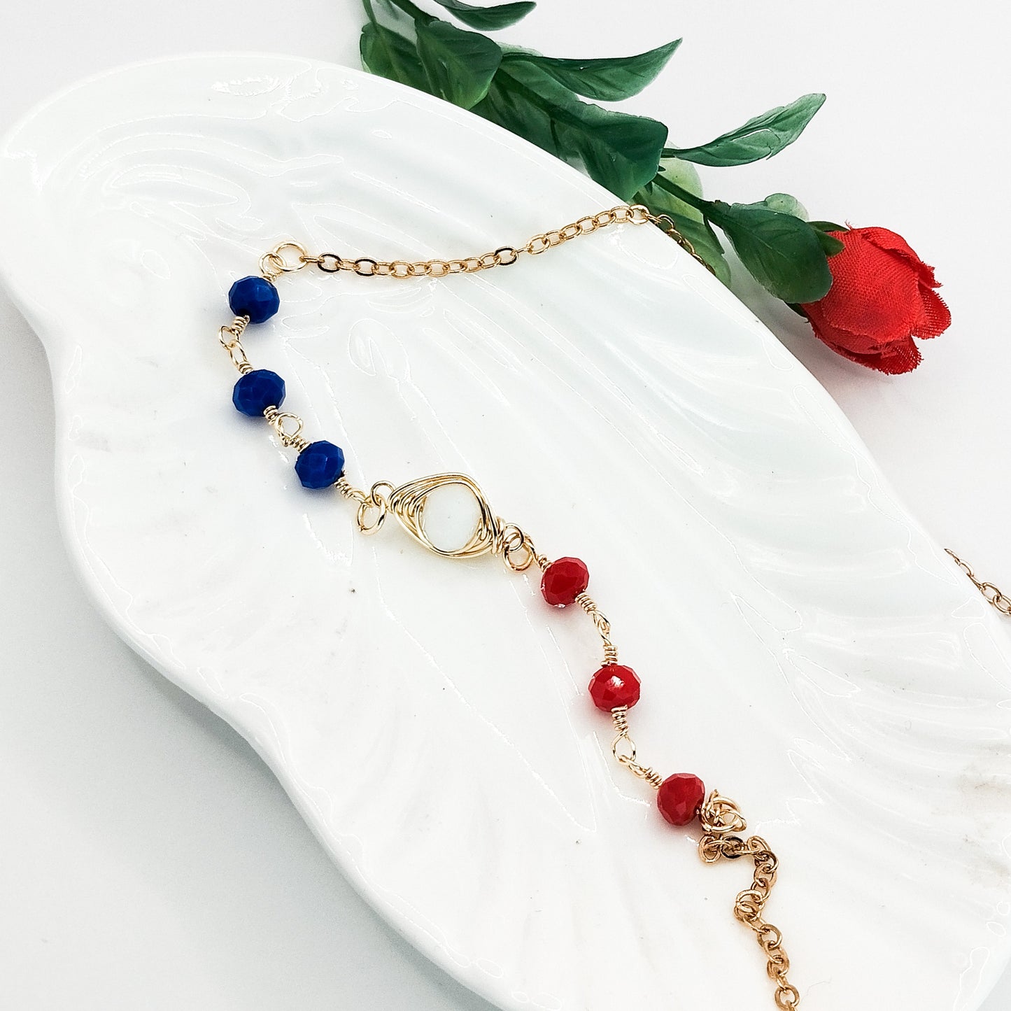 Collar Fiestas Patrias Con Cristales Y Cadena Extensora en Baño de Oro