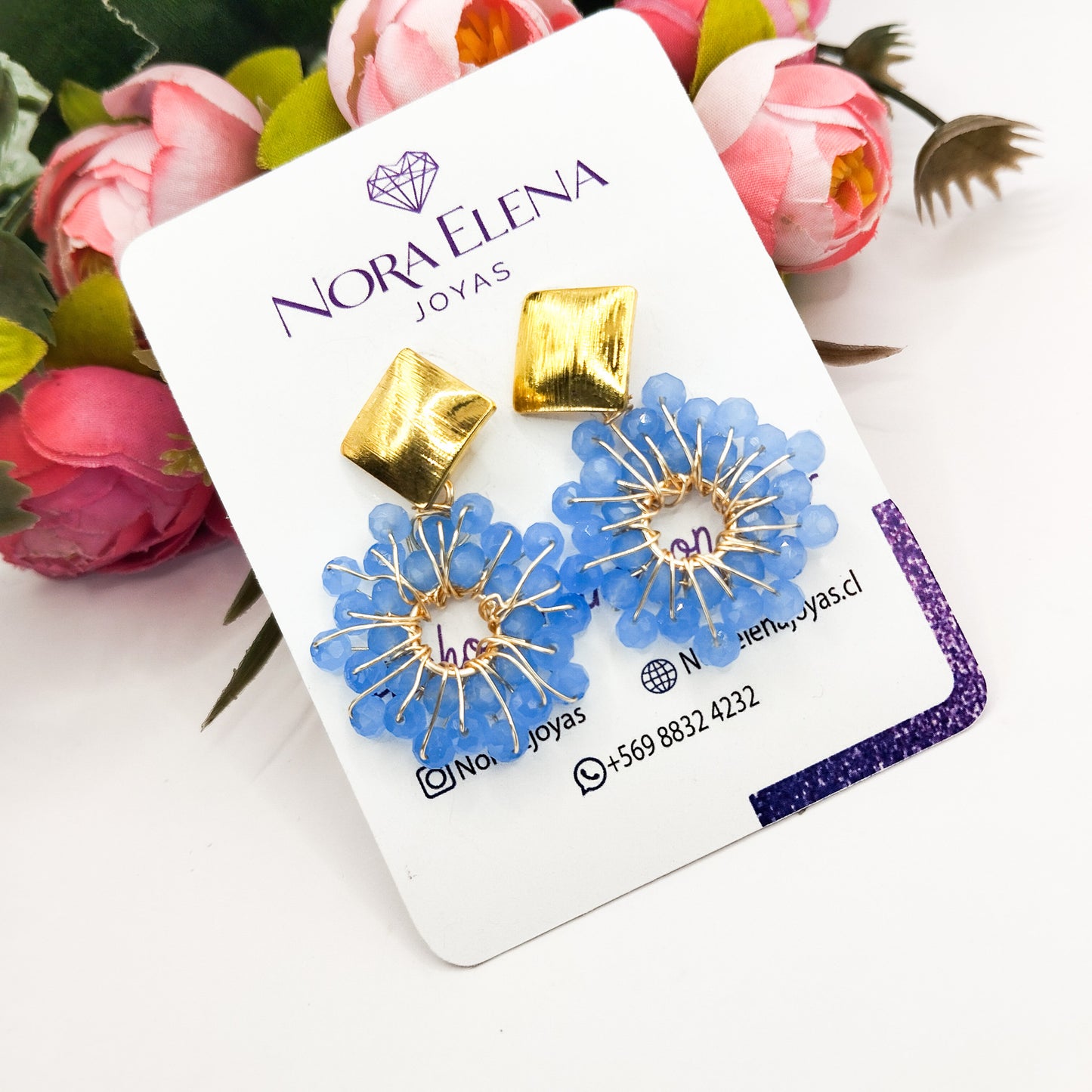 Aros Con Forma de Flor y Base con Forma de Diamante