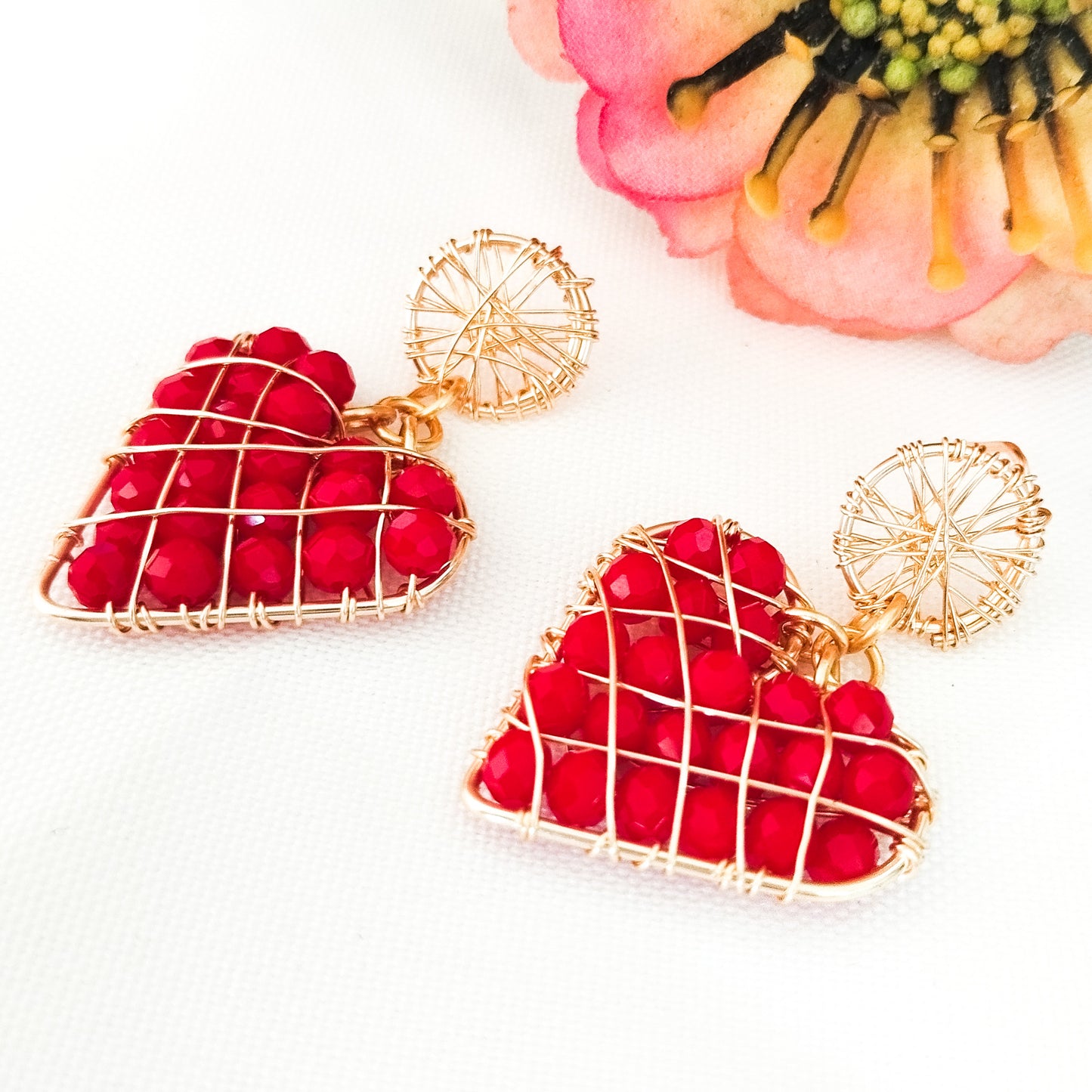 Conjunto de Colgante Y Aros Con Corazones Medianos Rellenos Con Cristales Checos