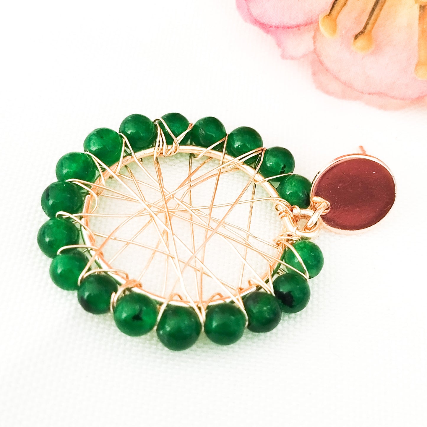 Aros Redondos Con Piedras Jades Entorchadas Con Alambre