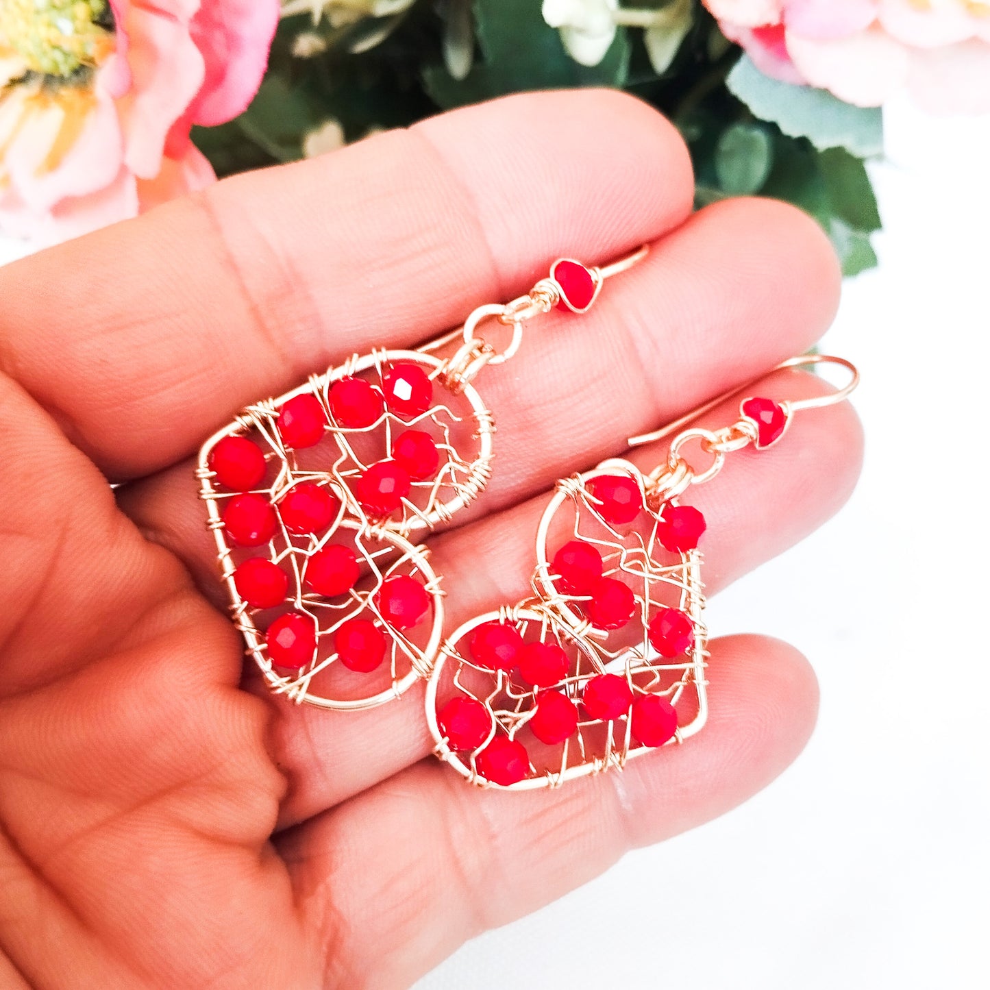 Conjunto de Colgante Y Aros en Forma de Corazon Entramados Con Cristales Checos