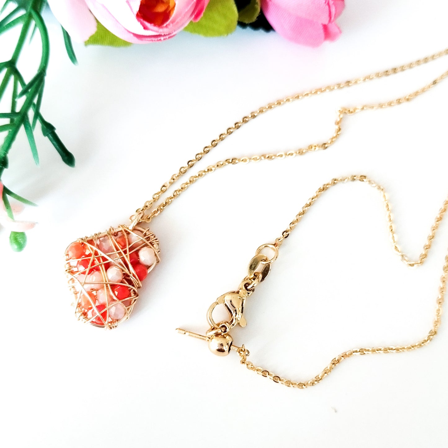 Collar Con Dije en Forma de Corazón Relleno Con Cristales Checos