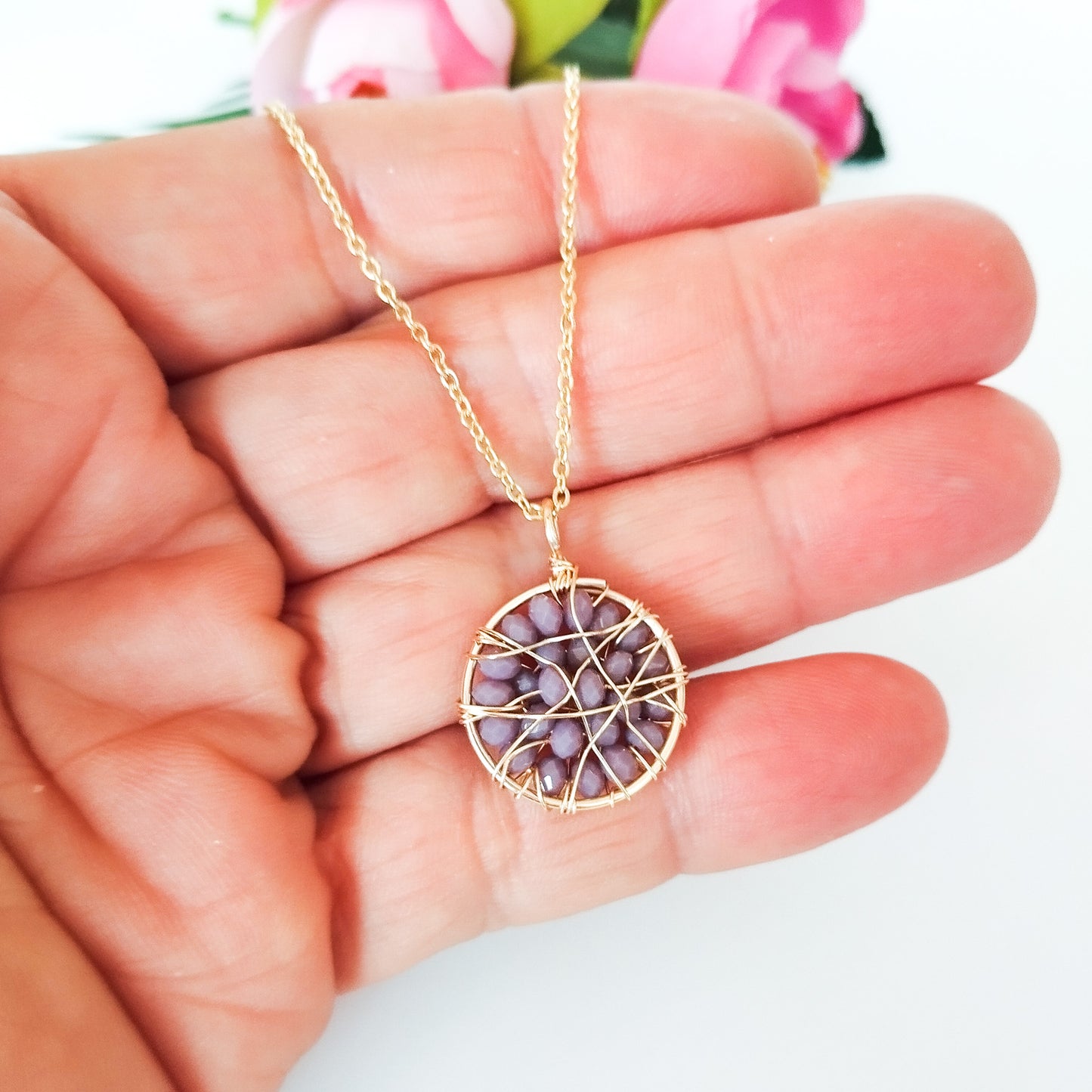 Collares Con Cadena en Baño de Oro Y Pequeño Dije Redondo Relleno Con Cristales