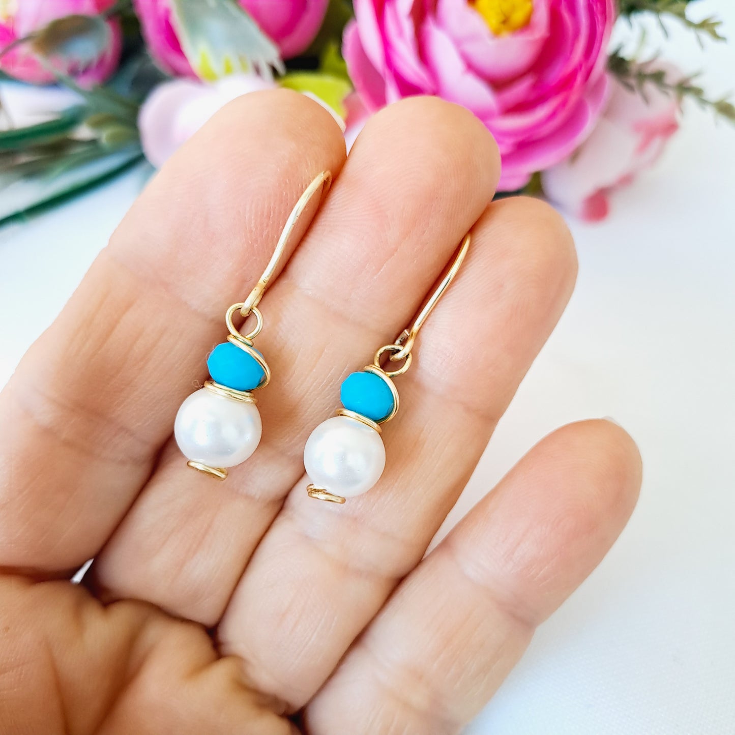 Aros Colgantes Con Dos piedras Engarzadas y Anzuelo