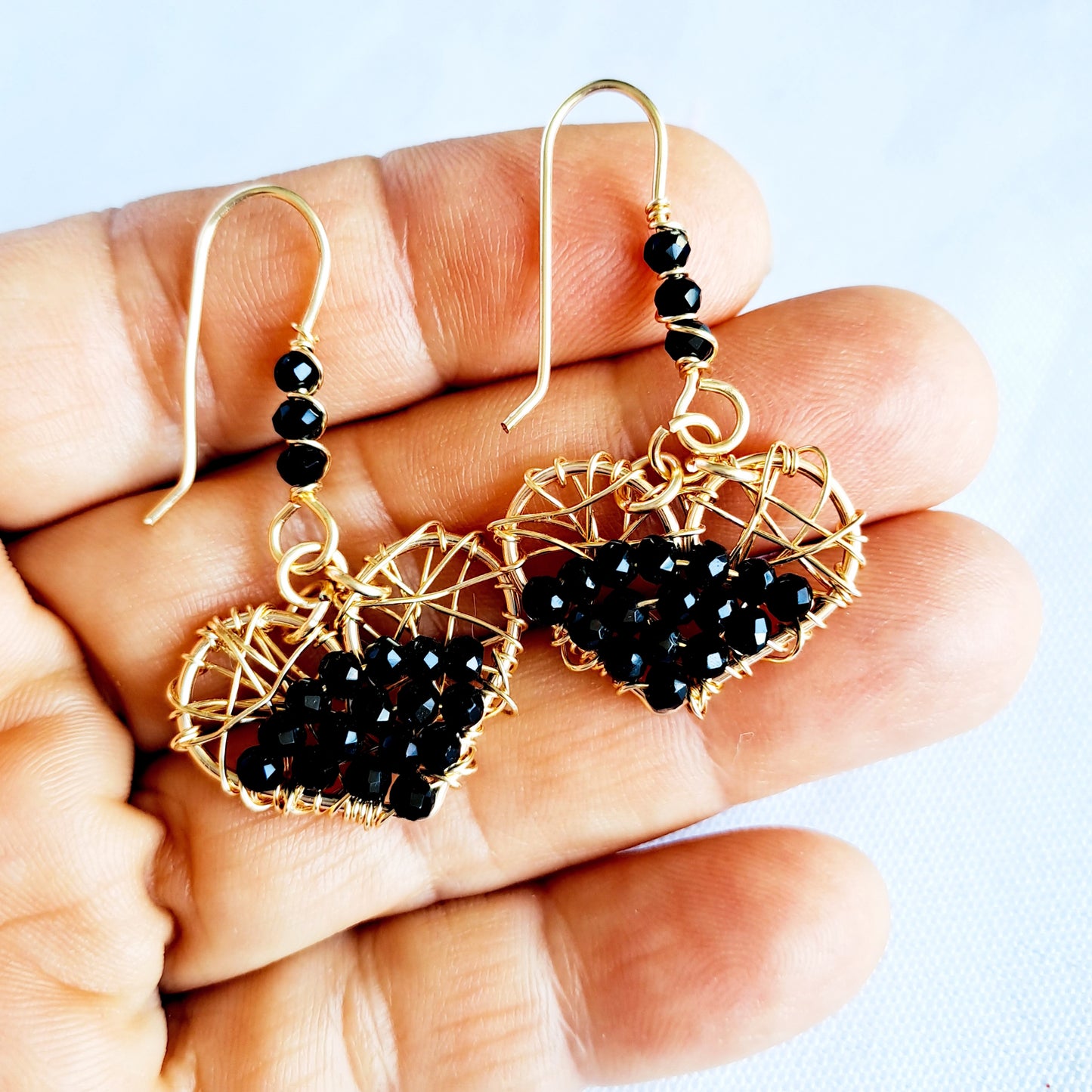 Aros Medianos en Forma de Corazón con Anzuelo