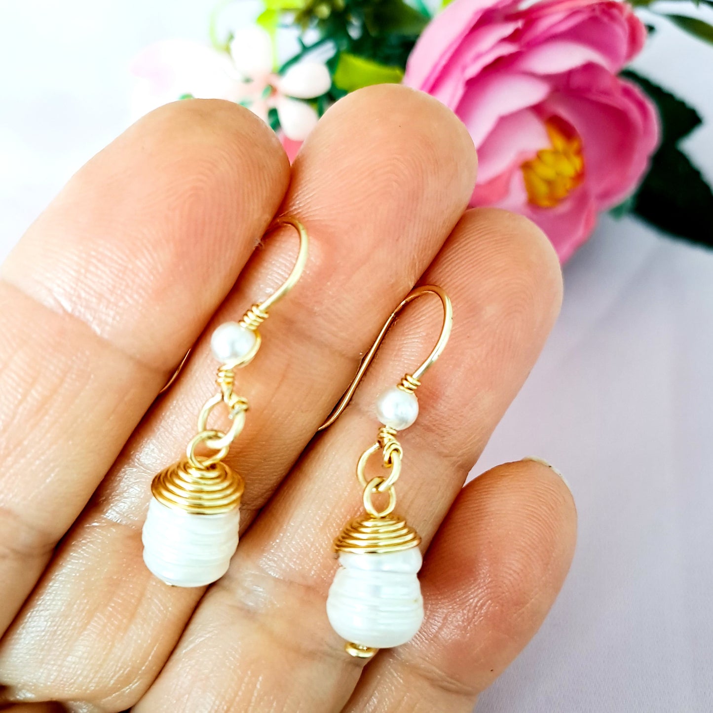 Aros de Perla de Río Engarzada Con Alambre Y Anzuelo