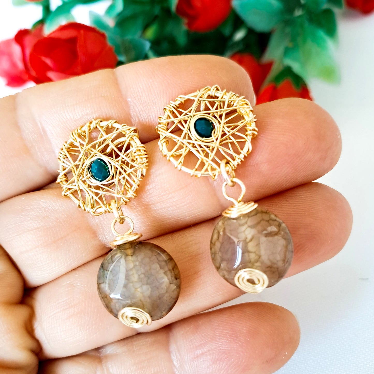 Aros Con Base Redonda Con Alambre Entramado Y Ágata Natural Colgante