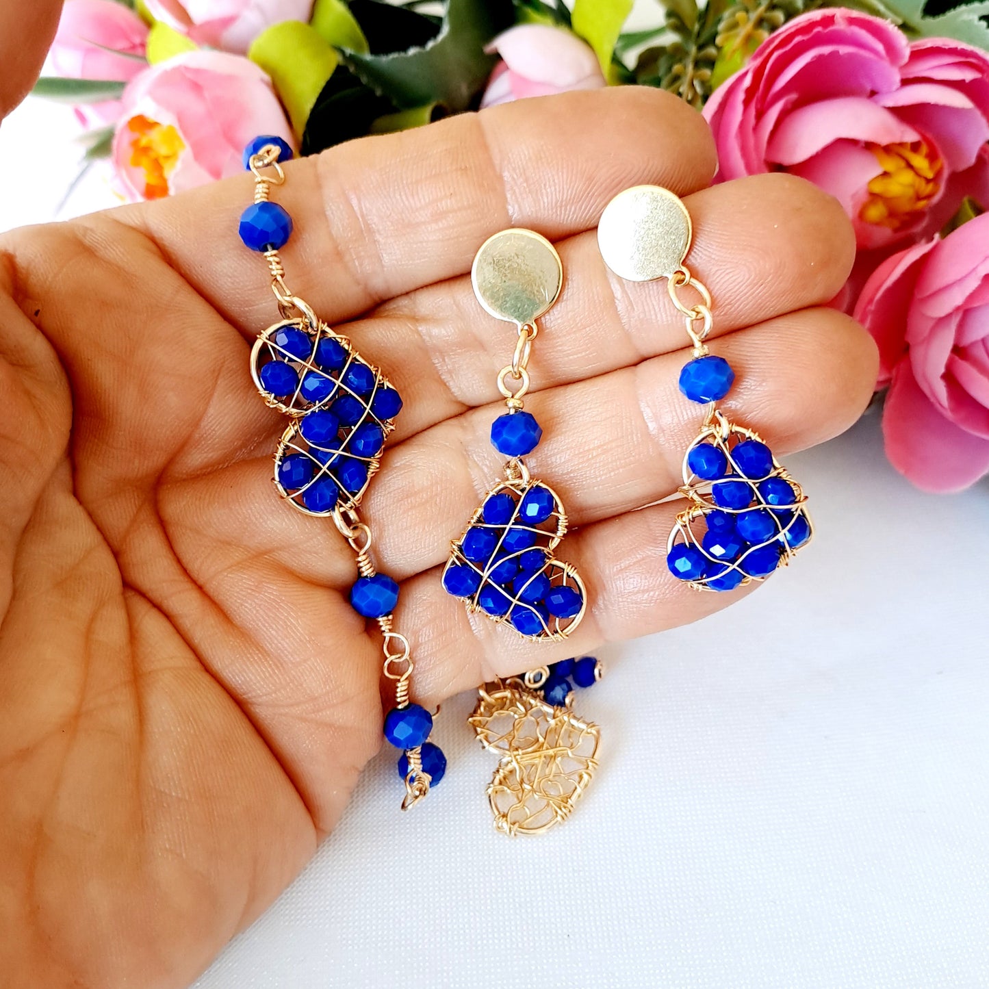 Conjunto de Pulsera Y Aros Con Corazones Entramados En Alambre
