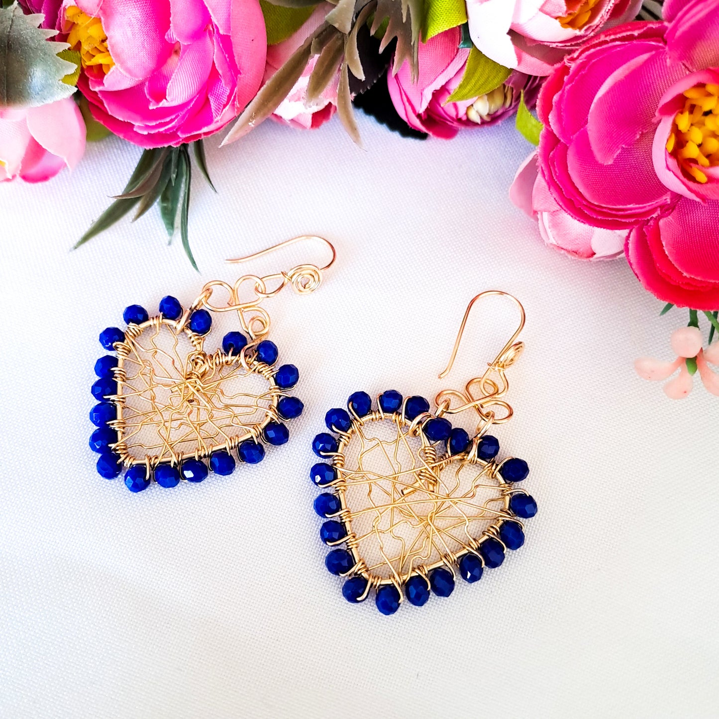Argollas Grandes y Entramados en Forma de Corazón