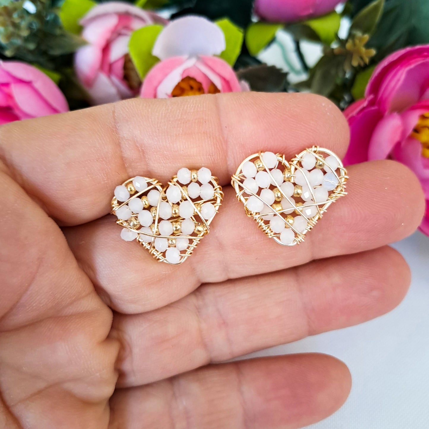 Aros Pequeños con Forma de Corazón Rellenos con Cristales