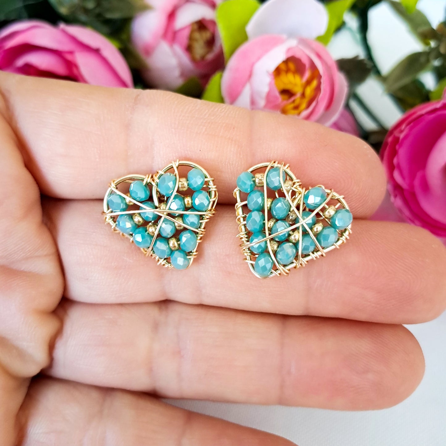 Aros Pequeños con Forma de Corazón Rellenos con Cristales