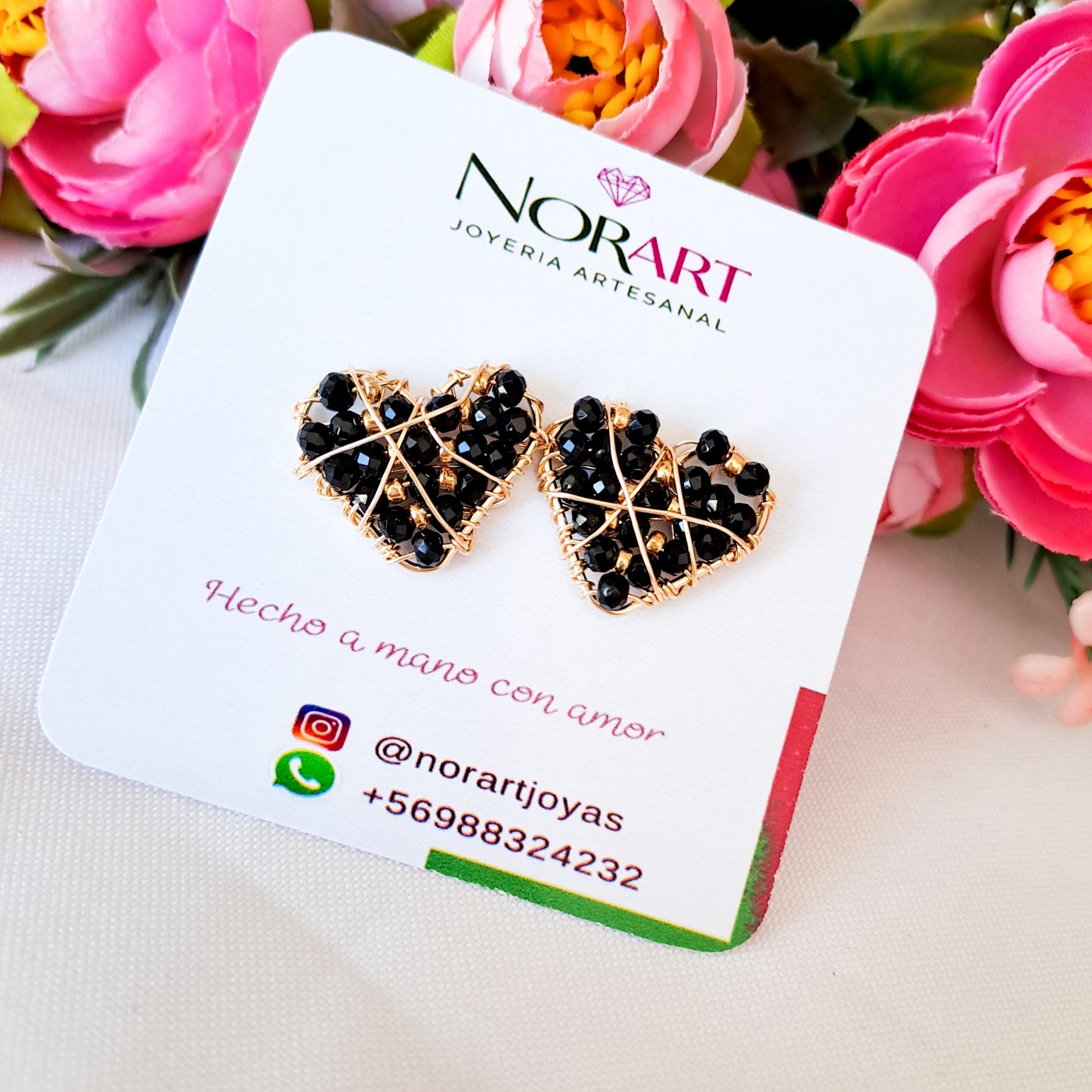 Aros Pequeños con Forma de Corazón Rellenos con Cristales