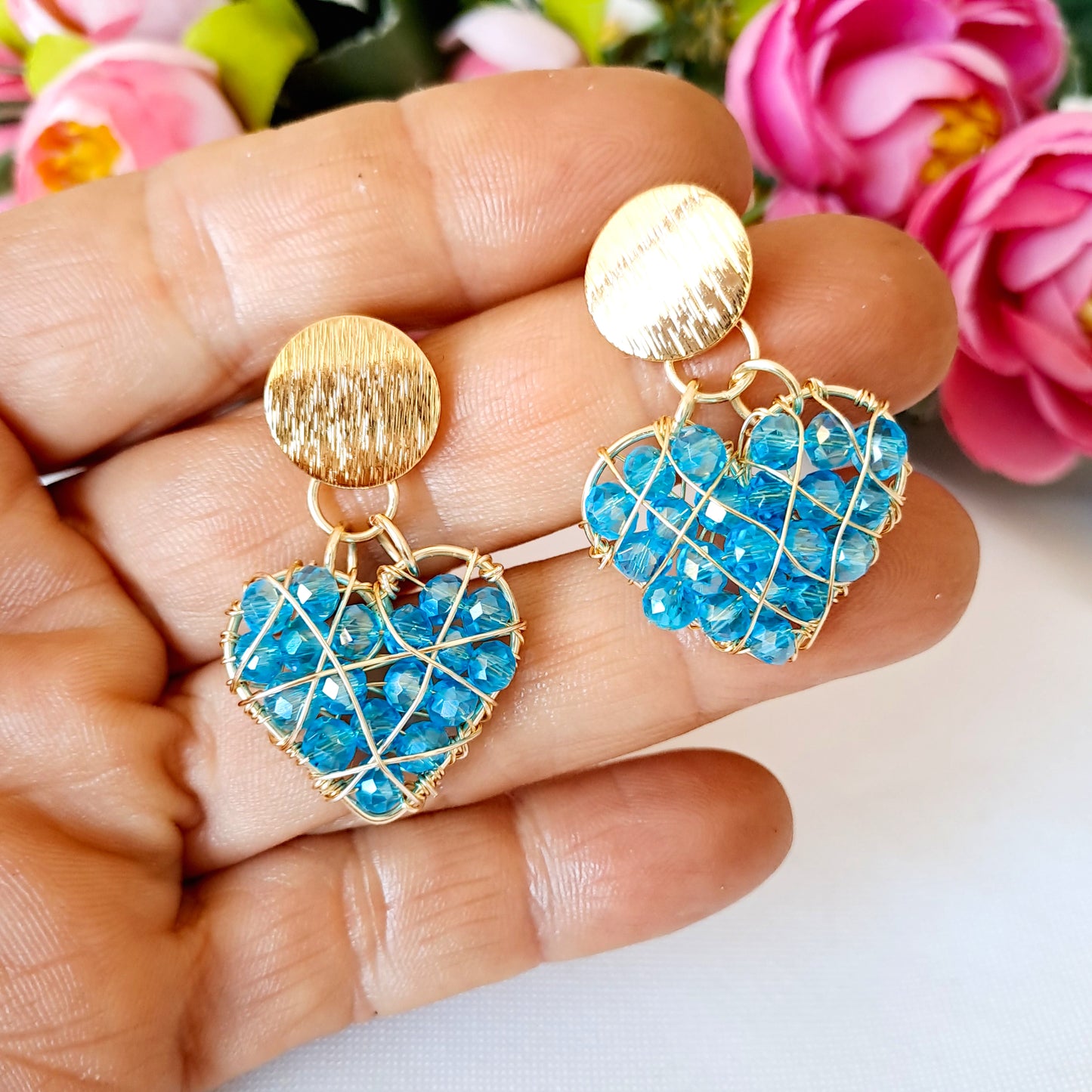 Aros Pequeños en Forma de Corazón Rellenos Con Cristales