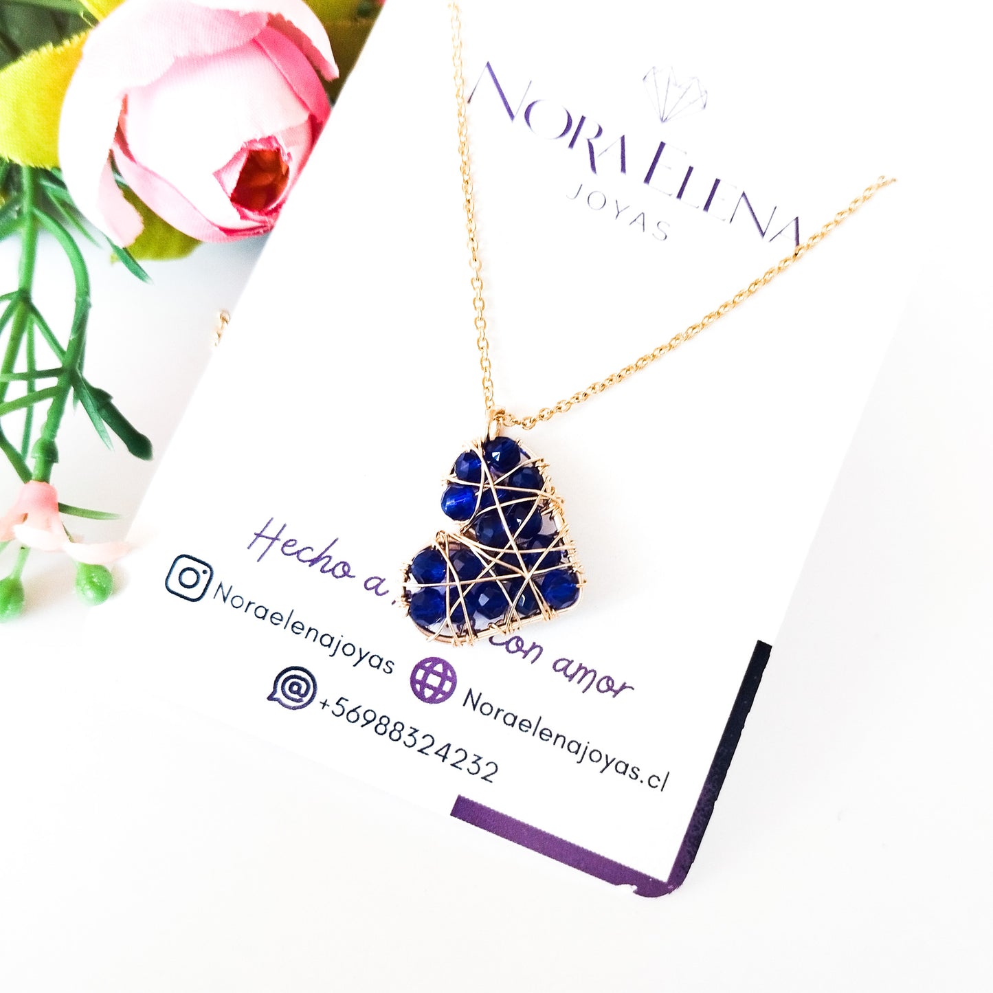 Collar Con Dije en Forma de Corazón Relleno Con Cristales Checos