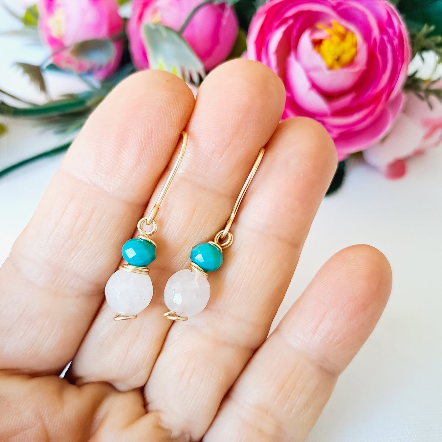 Aros Colgantes Con Dos piedras Engarzadas y Anzuelo