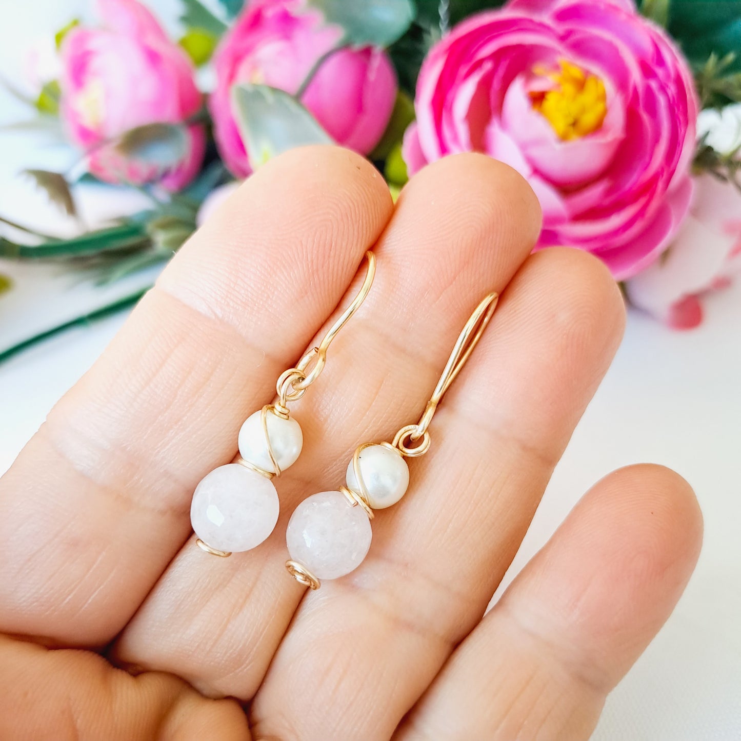Aros Colgantes Con Dos piedras Engarzadas y Anzuelo