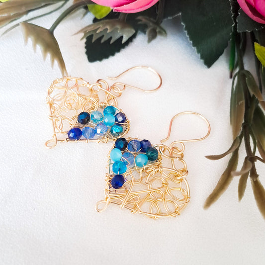 Aros en Forma de Corazón con Entramado dee Alambre y Cristales