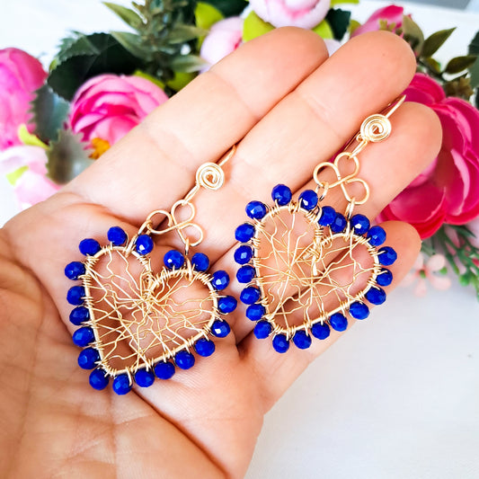 Argollas Grandes y Entramados en Forma de Corazón